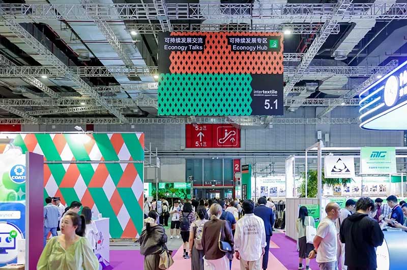 2026年上海国际纺织面料及辅料展览会吸引了超过10万名参观者